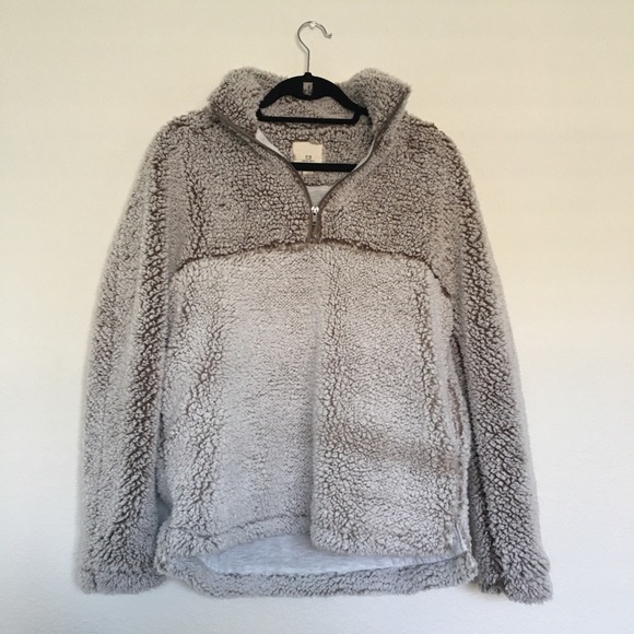 Sherpa Pullover - Picture 1 of 8